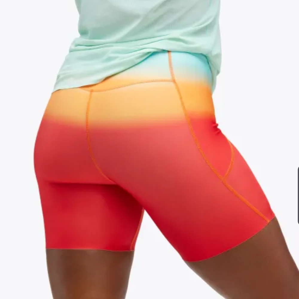 Hoka Women’s Novafly 6” Spandex Knit Shorts Sz XL in Cloudless Ombré! - Picture 2 of 12